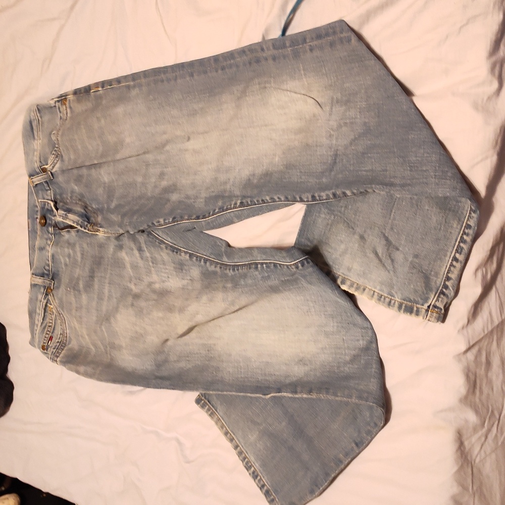 Men's Distressed Hilfiger Jeans Light Blues 36W x 39L